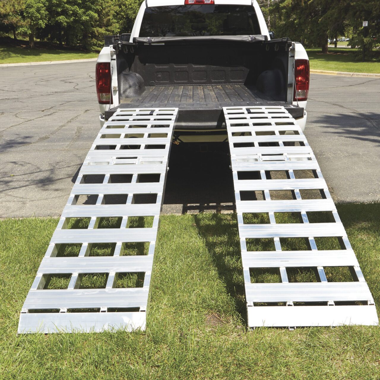 Ultra-Tow Bifold Arched Aluminum Motorcycle Ramp Set, 3000-Lb. Capacity, 8ft.L - Image 3