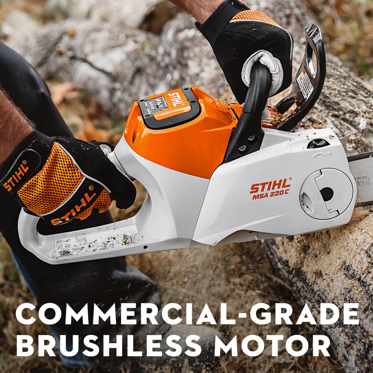 MSA 220 C-B Battery-Powered Chainsaw - Image 3