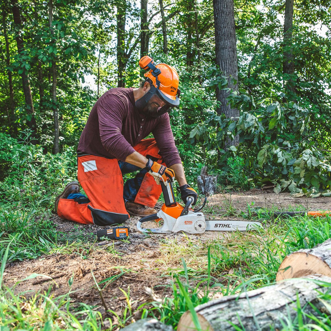 MSA 220 C-B Battery-Powered Chainsaw - Image 6